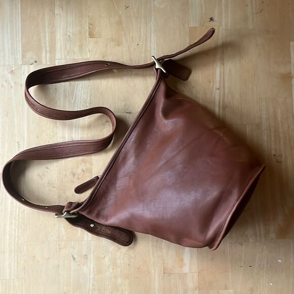 Vintage COACH 1999 Helens Legacy British Tan #9953 - Picture 1 of 5